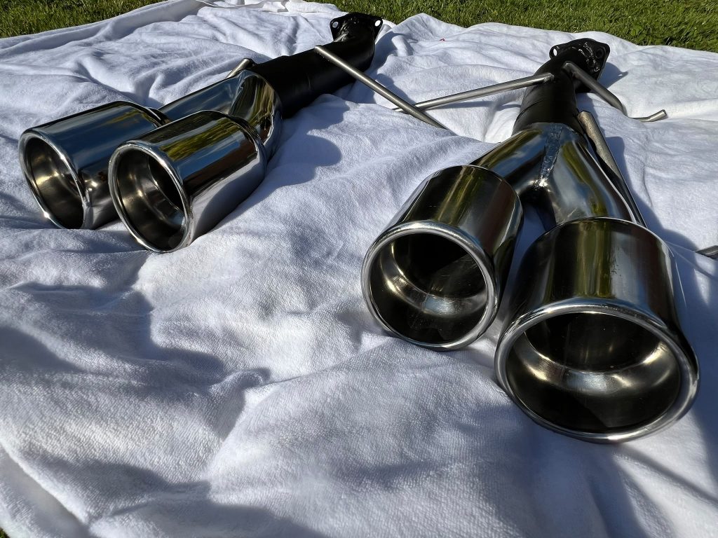 MASERATI 3200 Rear Silencer Back Box Exhaust Delete Tail Pipes (Refurbished).