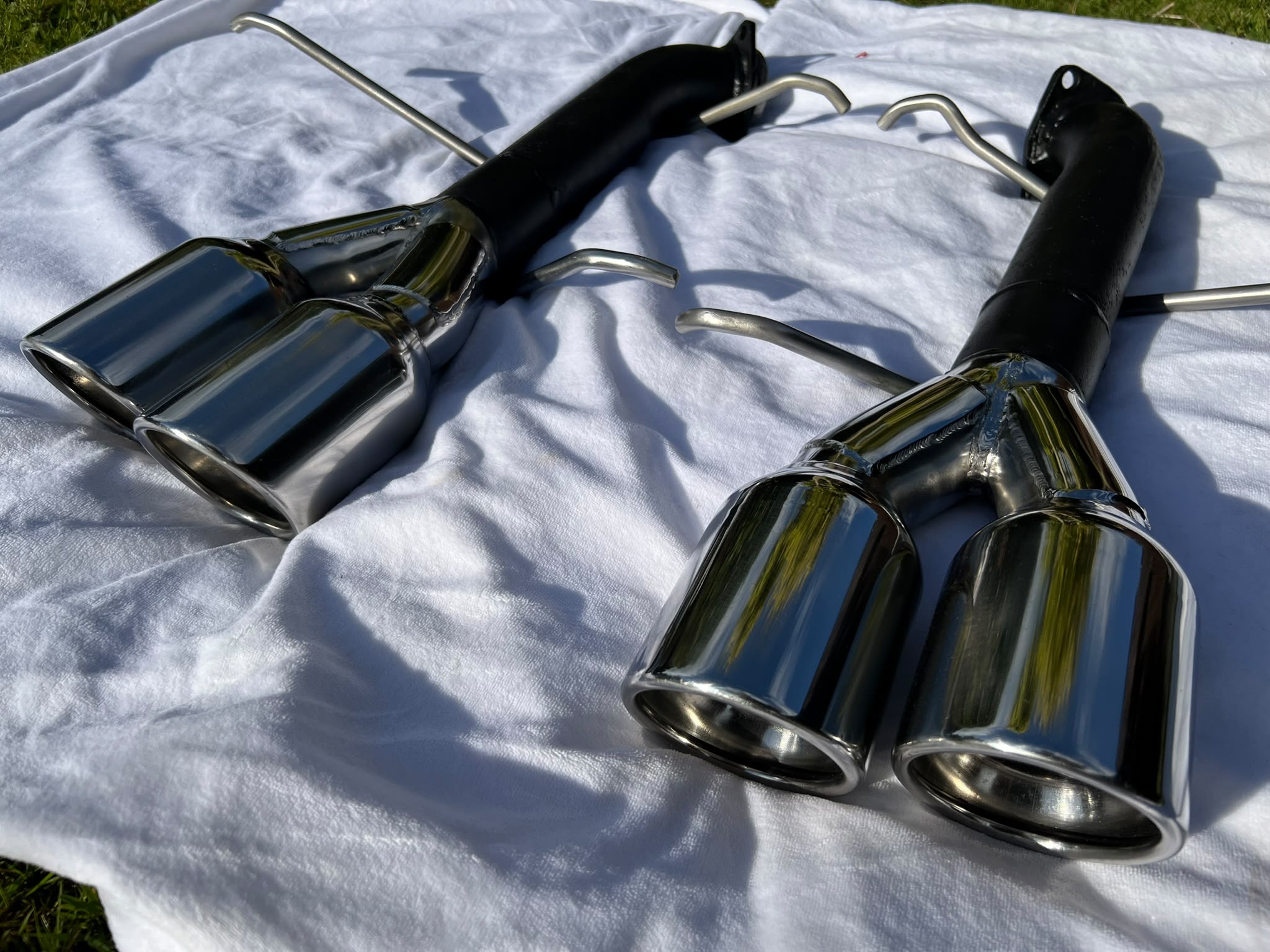 MASERATI 3200 Rear Silencer Back Box Exhaust Delete Tail Pipes (Refurbished). - Image 3